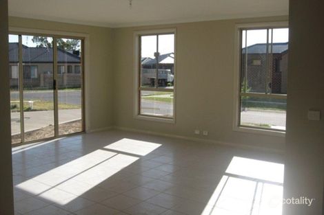 Property photo of 2/21 Condamine Street West Wodonga VIC 3690