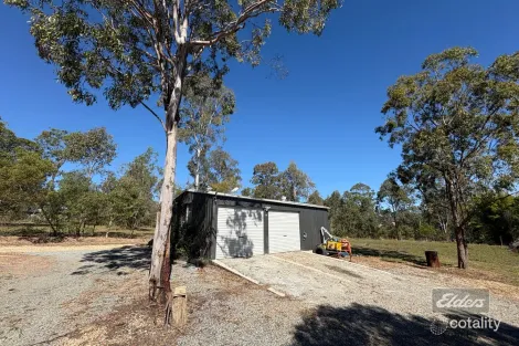 854 Neerdie Rd, Glenwood, QLD 4570