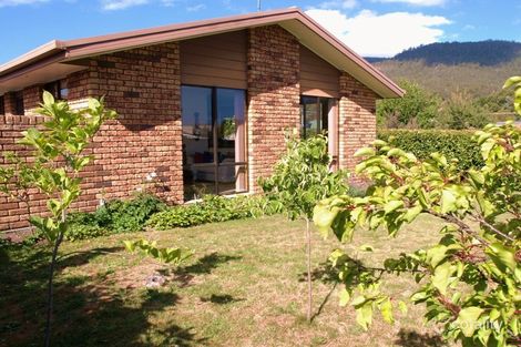 2/64 Sale St, Huonville, TAS 7109