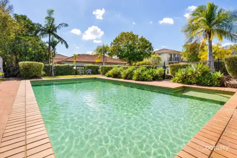 11/25 BUCKINGHAM PL, EIGHT MILE PLAINS, QLD 4113
