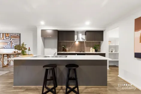 Property photo of 43 Ambassador Crescent Point Cook VIC 3030