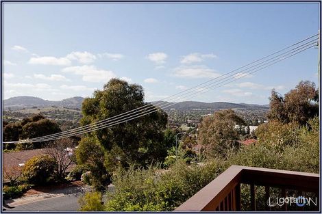 Property photo of 37 Jackie Howe Crescent Macarthur ACT 2904