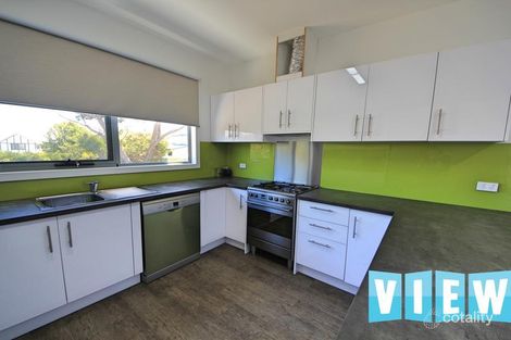 Property photo of 10 Barnett Close Binalong Bay TAS 7216