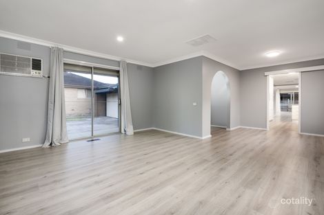 Property photo of 8 Glengariff Drive Mulgrave VIC 3170