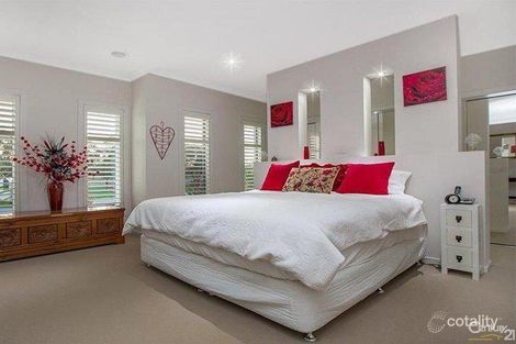 Property photo of 39 Cassowary Avenue Pakenham VIC 3810