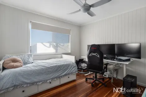 Property photo of 58 Blackall Street Basin Pocket QLD 4305