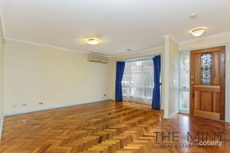 Property photo of 2 The Point South Morang VIC 3752