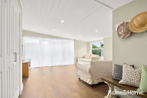 Property photo of 1 Janice Crescent Moss Vale NSW 2577