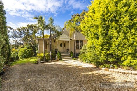 698 Macquarie Dr, Eleebana, NSW 2282