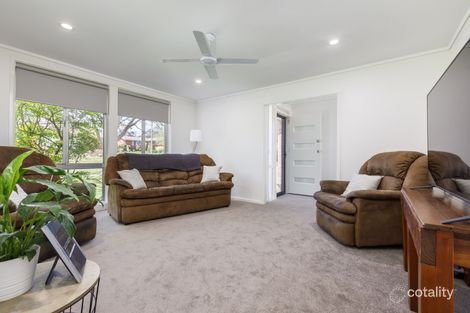 Property photo of 33 Kinsella Street Higgins ACT 2615