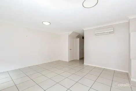 Property photo of 2/64 Brookfield Road Kedron QLD 4031