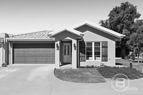 Property photo of 14 Santa Rosa Circuit Rosebud VIC 3939