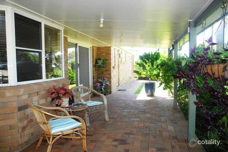 Property photo of 1 Yaraan Court Boyne Island QLD 4680