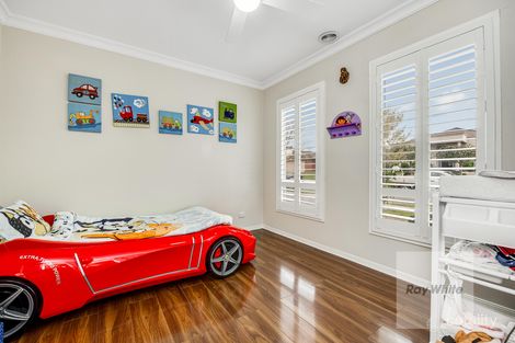 Property photo of 14 Gatehouse Drive Attwood VIC 3049