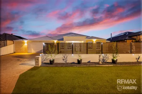 29 Seaspray Cres, Jindalee, WA 6036