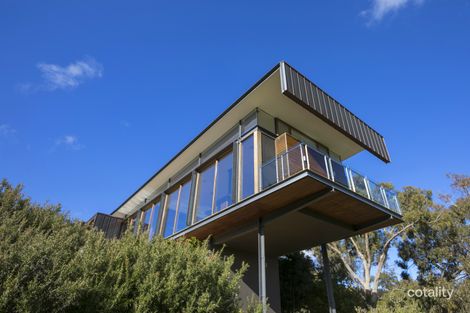 2 Tucketts Rd, Mount Macedon, VIC 3441