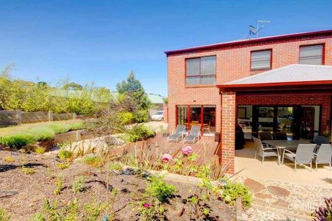 Property photo of 7 Viola Court Mount Helen VIC 3350