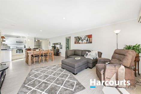 Property photo of 5 Houndsforth Street Cranbourne East VIC 3977