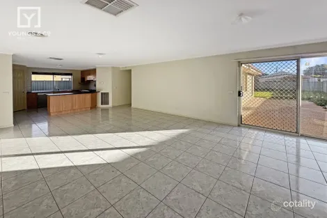 Property photo of 48 Perrivale Drive Shepparton VIC 3630