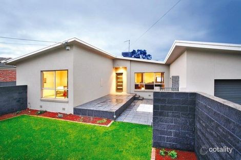 22 Alexander Ave, Wendouree, VIC 3355