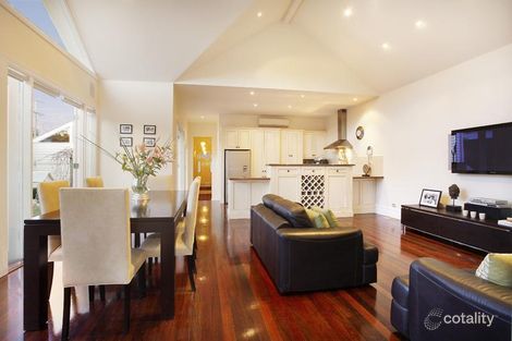 Property photo of 89 Edgevale Road Kew VIC 3101