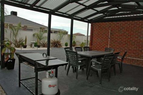 Property photo of 3 Cromwell Lane Cranbourne East VIC 3977