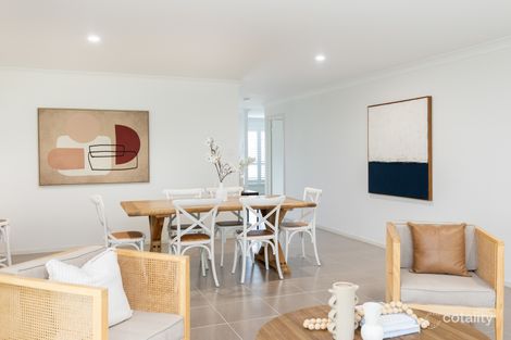 Property photo of 7 Amaroo Drive Narrawallee NSW 2539