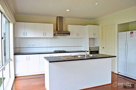 Property photo of 3 Pheasant Court Berwick VIC 3806