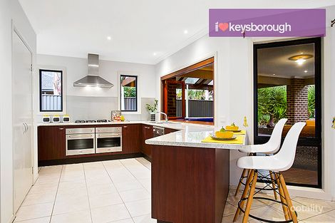 Property photo of 9 Greenside Crescent Keysborough VIC 3173