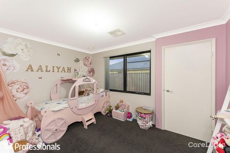 Property photo of 13 Makybe Boulevard Byford WA 6122