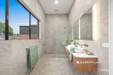 Property photo of 35 Pharaohs Road Warragul VIC 3820