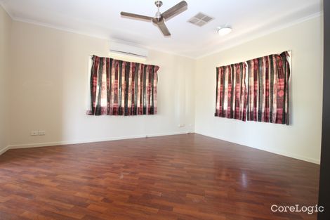 Property photo of 21 Park Avenue Emerald QLD 4720