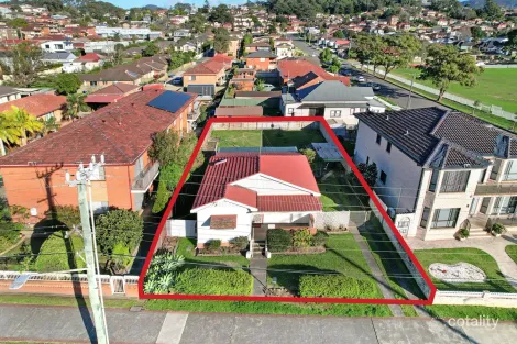 Property photo of 96 Gladstone Avenue Coniston NSW 2500