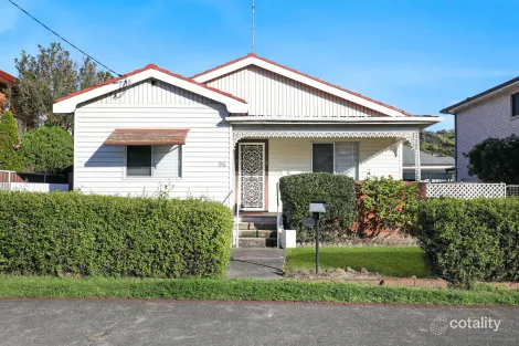 Property photo of 96 Gladstone Avenue Coniston NSW 2500