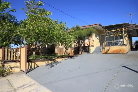 26 HAYDEN WAY, LANGFORD, WA 6147