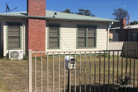 Property photo of 10 Dean Street Kangaroo Flat VIC 3555