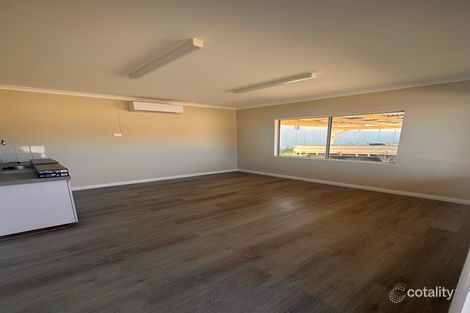 24 Craig Rd, West Kalgoorlie, WA 6430