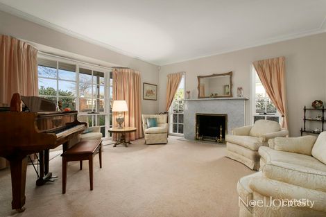 Property photo of 1/16 Nicholson Street Balwyn North VIC 3104