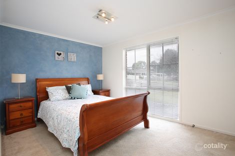 Property photo of 11 Lantana Drive Narre Warren VIC 3805