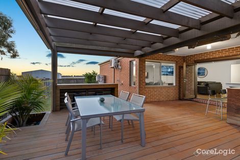 Property photo of 2 Springmount Street Cranbourne North VIC 3977