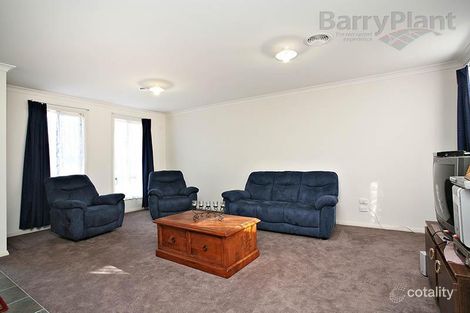 Property photo of 12 Sunray Rise Harkness VIC 3337