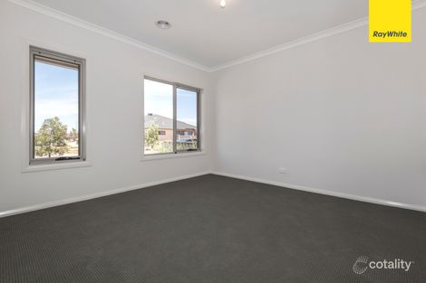 Property photo of 23 Creekwood Way Cobblebank VIC 3338