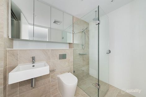 Property photo of 404/320-322 Military Road Cremorne NSW 2090