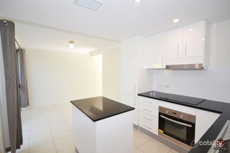 Property photo of 24 Gordon Street Labrador QLD 4215
