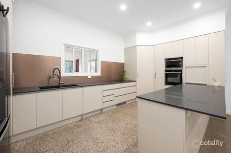 Property photo of 36 Railway Terrace Dutton Park QLD 4102