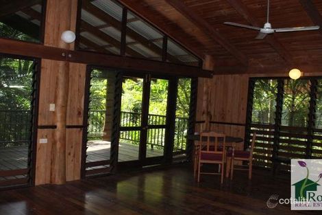 Property photo of 45/7 Tari Place Trinity Beach QLD 4879