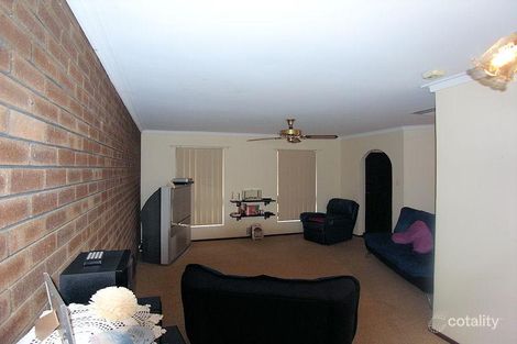 Property photo of 10 Begonia Way Forrestfield WA 6058