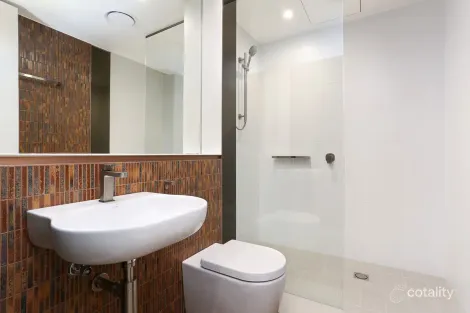 Property photo of 213/6 Maxwell Road Forest Lodge NSW 2037