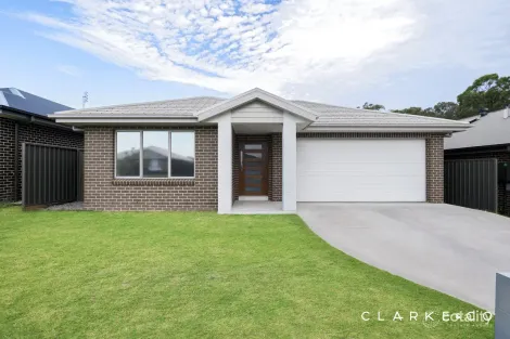 121 Radford St, Cliftleigh, NSW 2321
