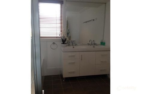 Property photo of 41 Kestrel Crescent Erskine Park NSW 2759